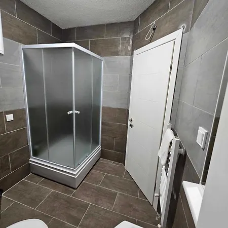 Apartment Spacious And Lovely 130m2 Flat Skopje