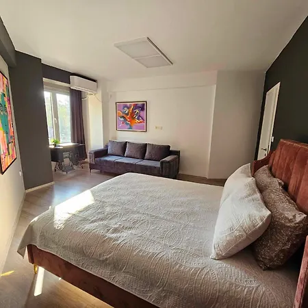 Apartment Spacious And Lovely 130m2 Flat
