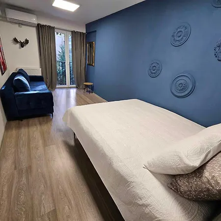 Spacious And Lovely 130m2 Flat Apartment *