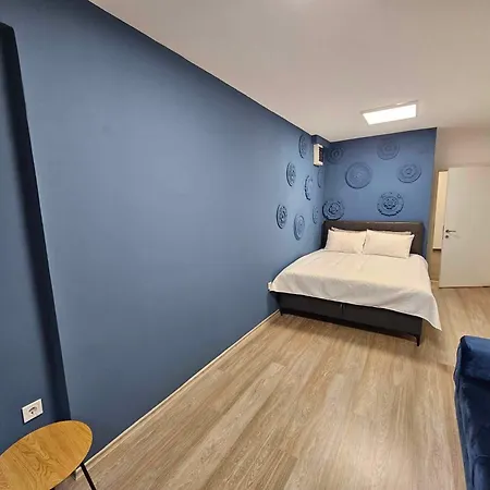 Spacious And Lovely 130m2 Flat Apartment