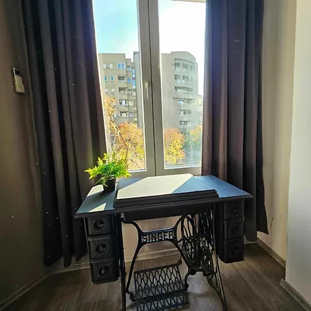 Spacious And Lovely 130m2 Flat Apartment *