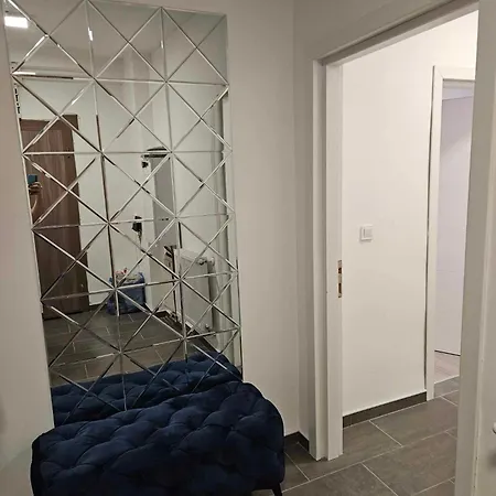 Spacious And Lovely 130m2 Flat Apartment *